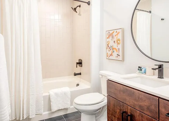 Landing Modern With Amazing Amenities *